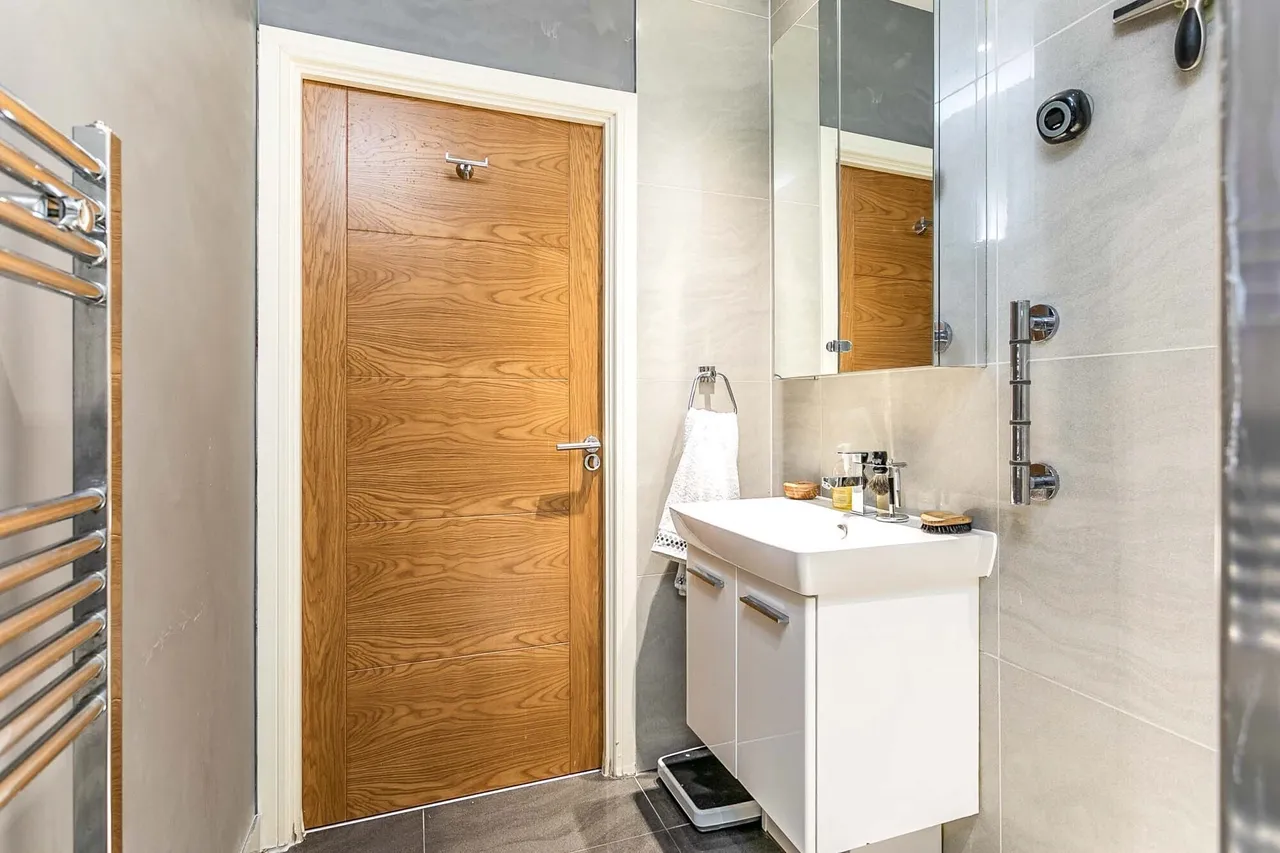 Bell Street, Reigate, RH2, photo 12