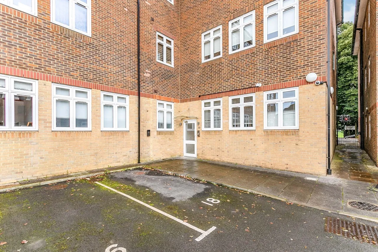Bell Street, Reigate, RH2, photo 8