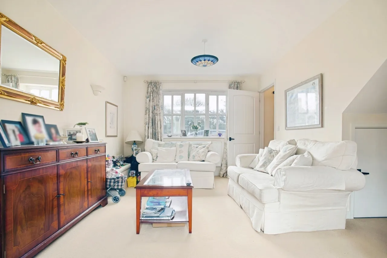 The Avenue, Winchester Hill, SO21, photo 5