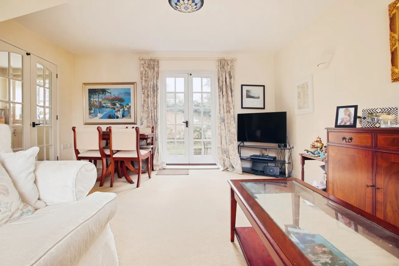 The Avenue, Winchester Hill, SO21, photo 7