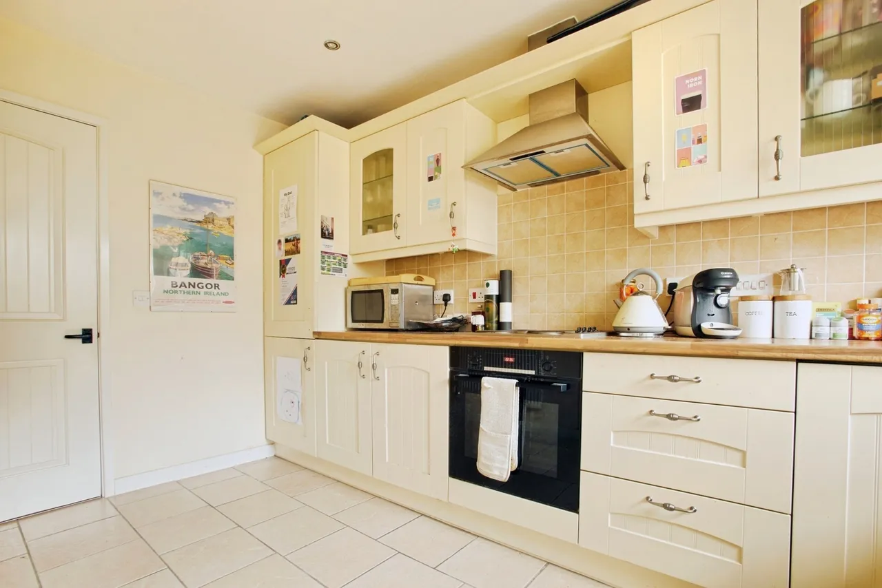 The Avenue, Winchester Hill, SO21, photo 6