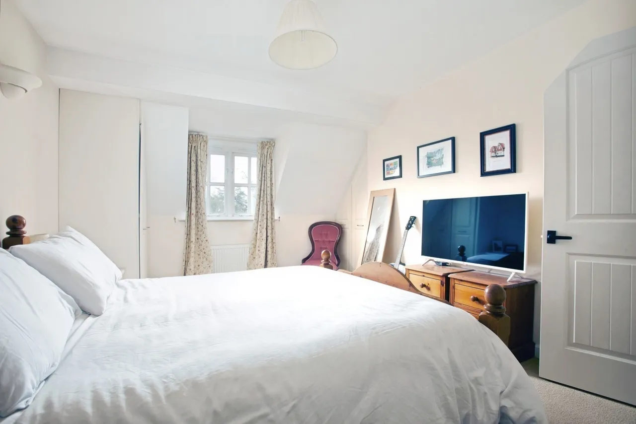 The Avenue, Winchester Hill, SO21, photo 11