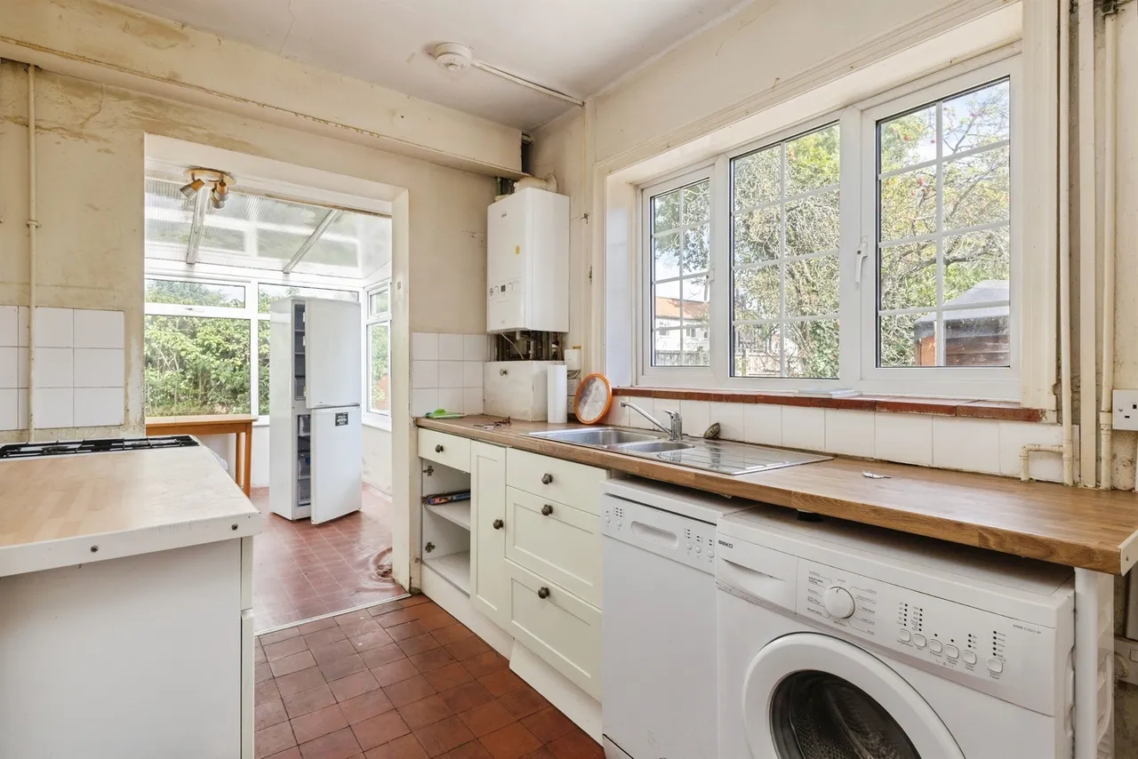 Earlham Road, Norwich, photo 6