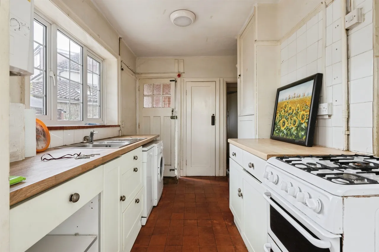 Earlham Road, Norwich, photo 7