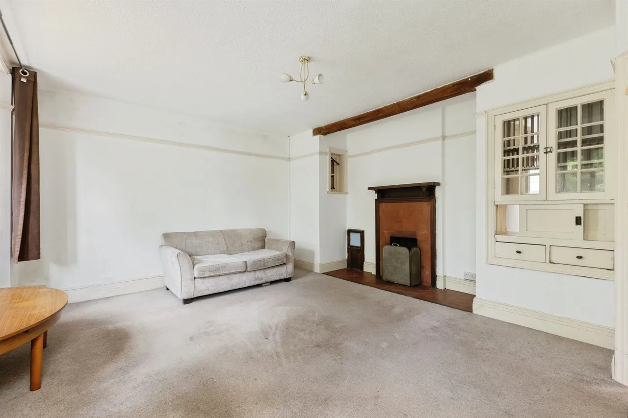 Earlham Road, Norwich, photo 11