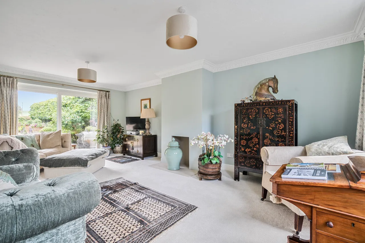 Beckhampton, Marlborough, SN8, photo 7