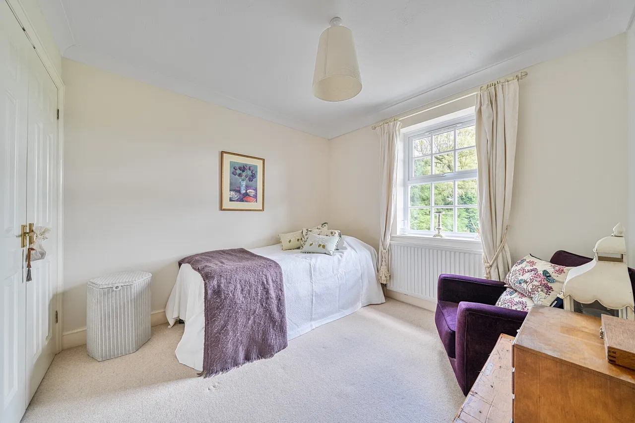Beckhampton, Marlborough, SN8, photo 16