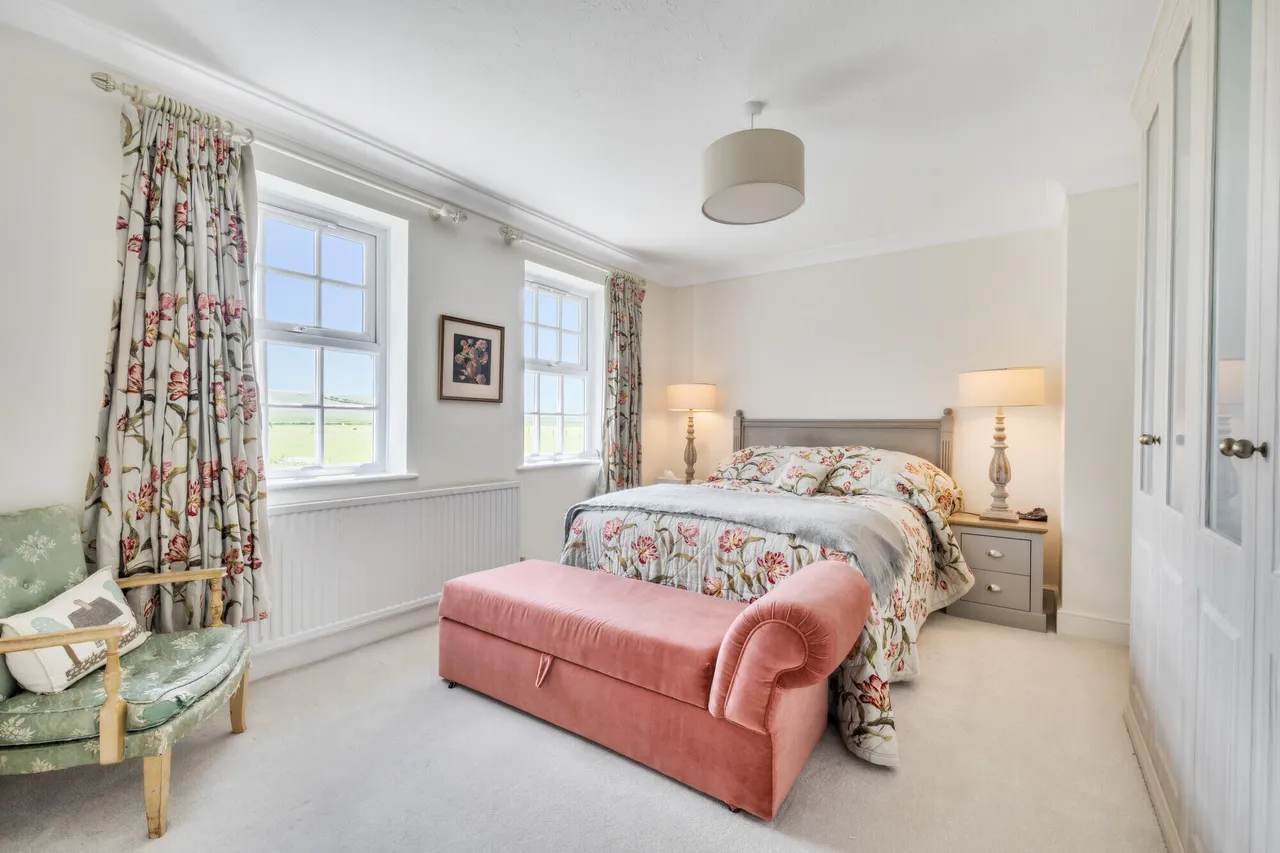 Beckhampton, Marlborough, SN8, photo 14