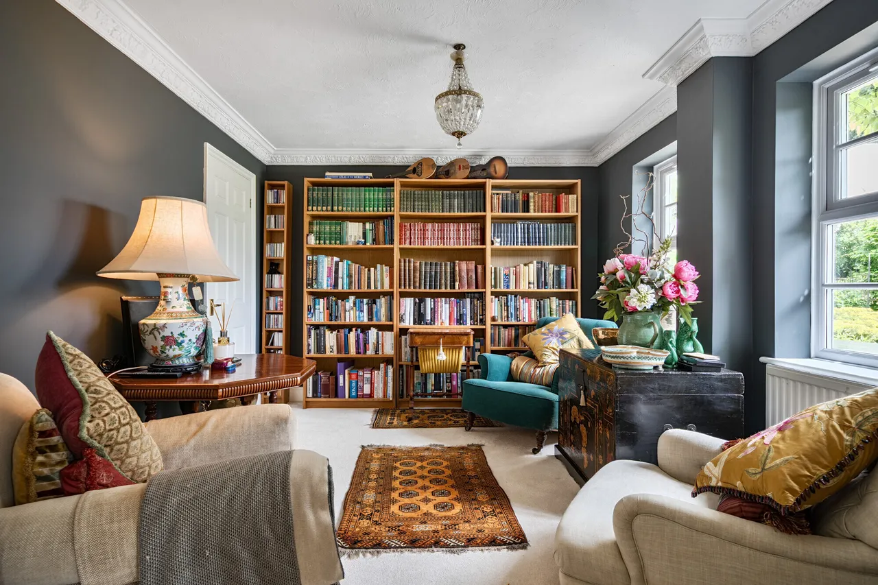 Beckhampton, Marlborough, SN8, photo 6