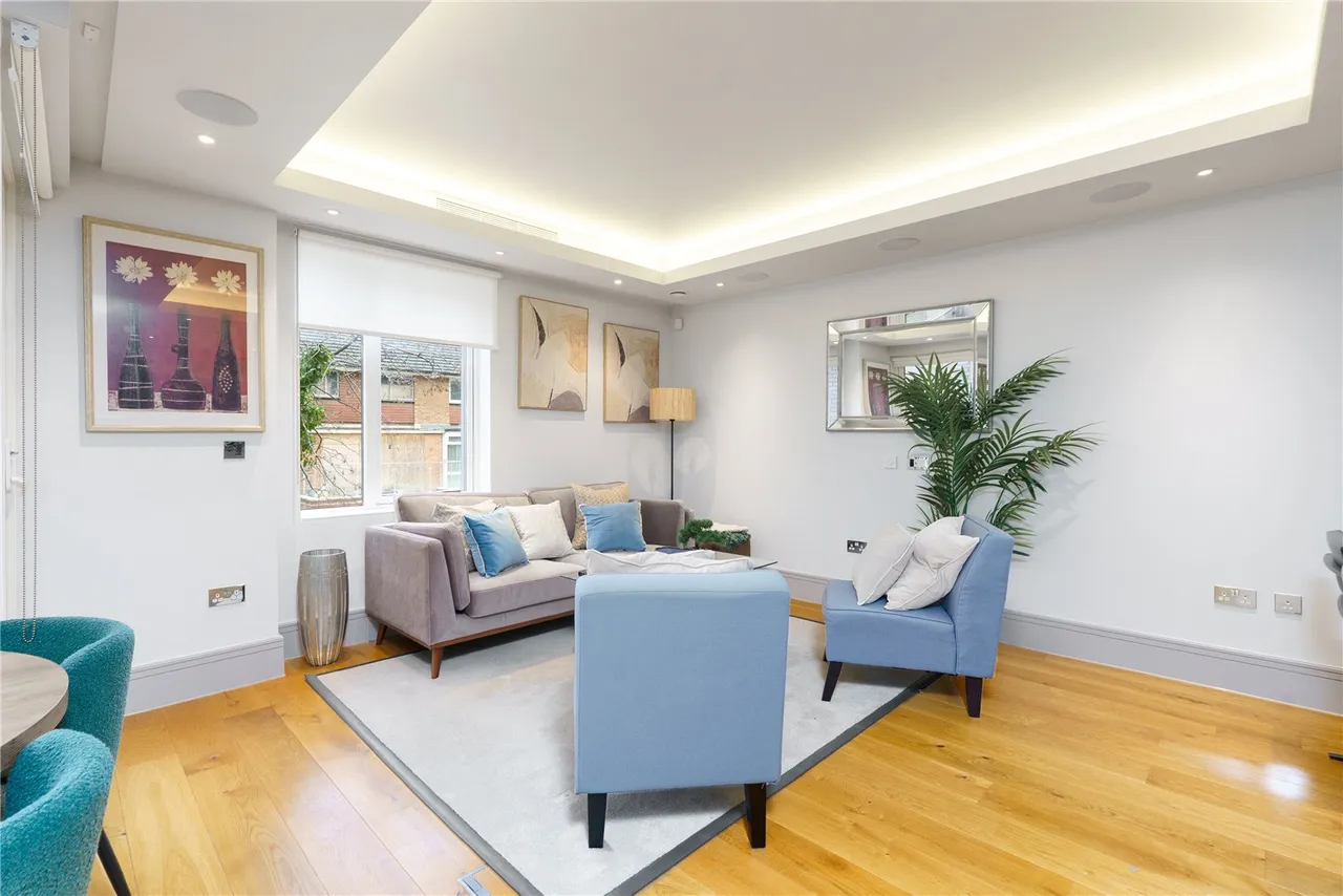 Benjamin House, Cecil Grove, St John's Wood, London, NW8 7EF, photo 3