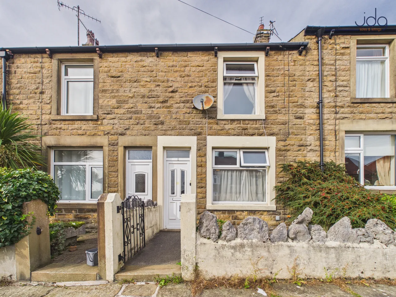 2 bed house for sale, Connaught Road, Lancaster, LA1