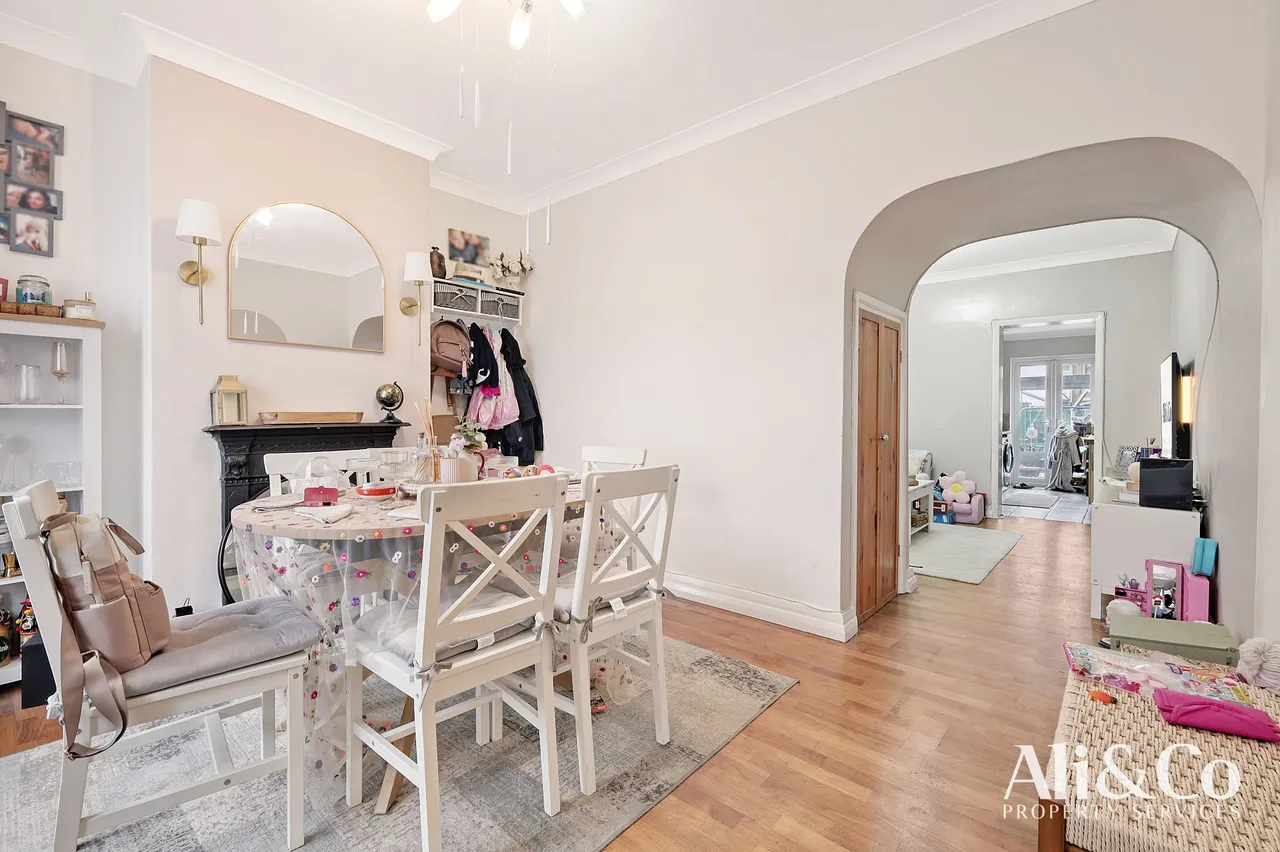 Kent Road, Grays, Essex, RM17 6DE, photo 5
