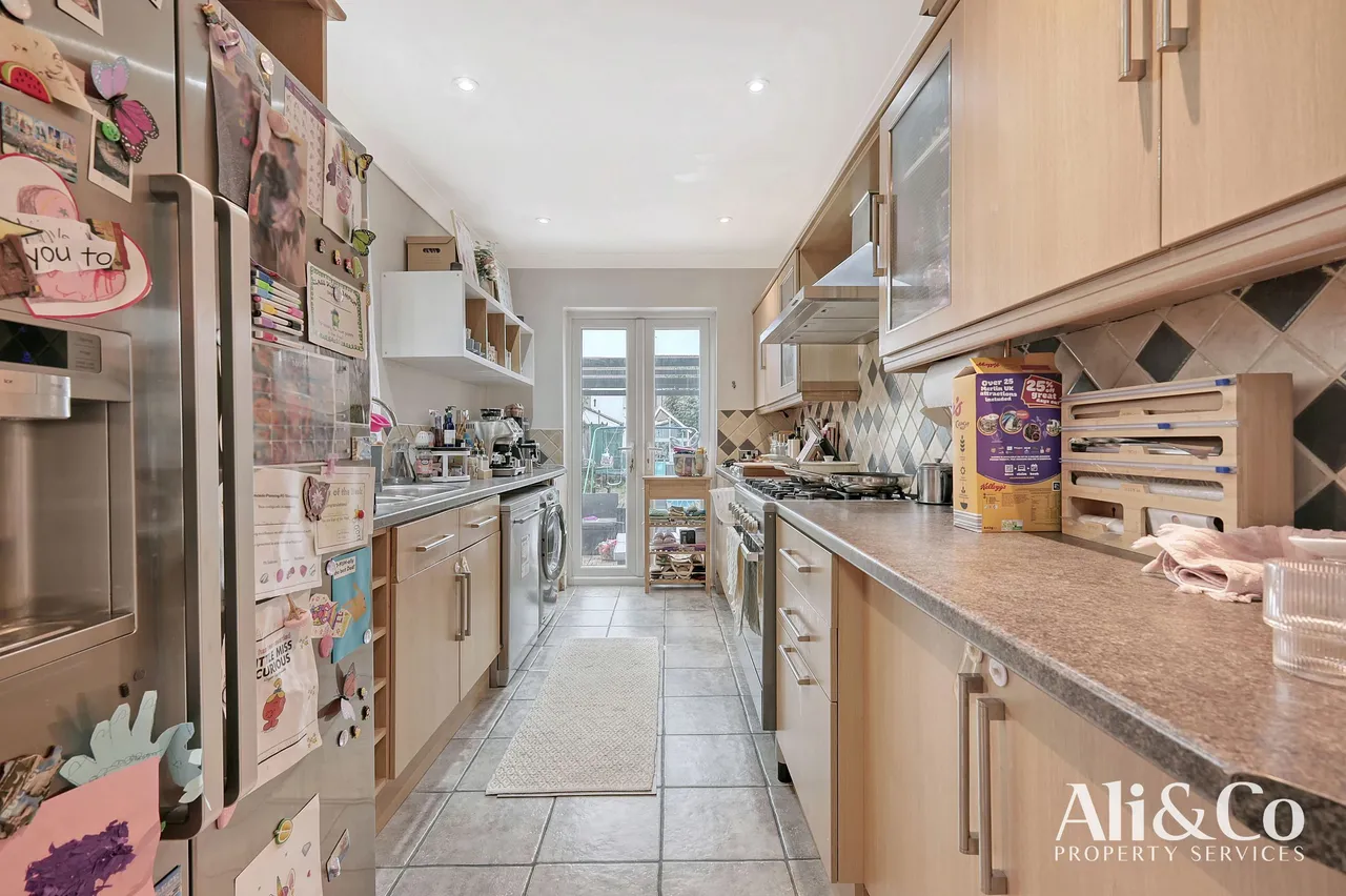 Kent Road, Grays, Essex, RM17 6DE, photo 7