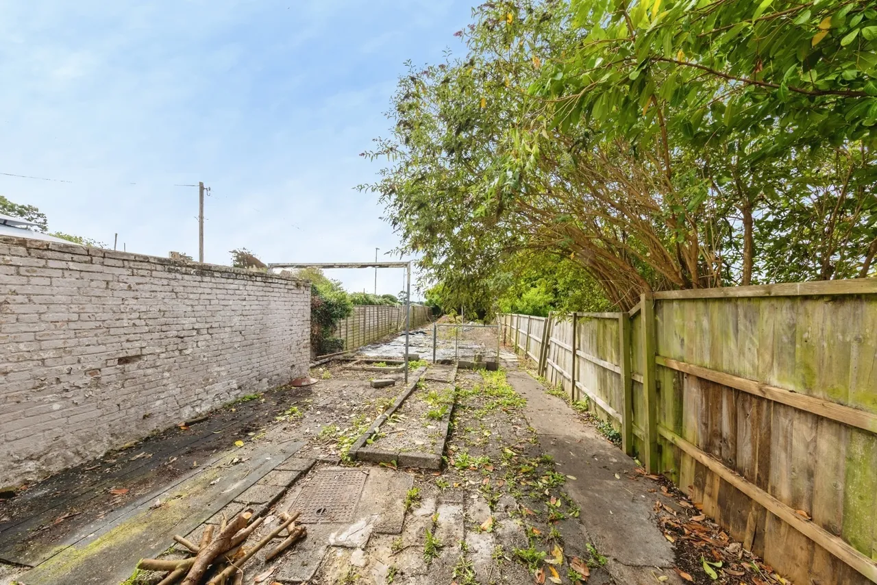 Causeway Street, Kidwelly, SA17, photo 15