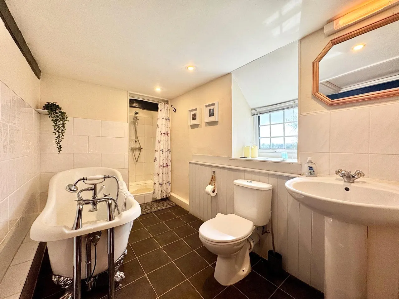 Crossgates, Llandrindod Wells, Powys, LD1 6RF, photo 29