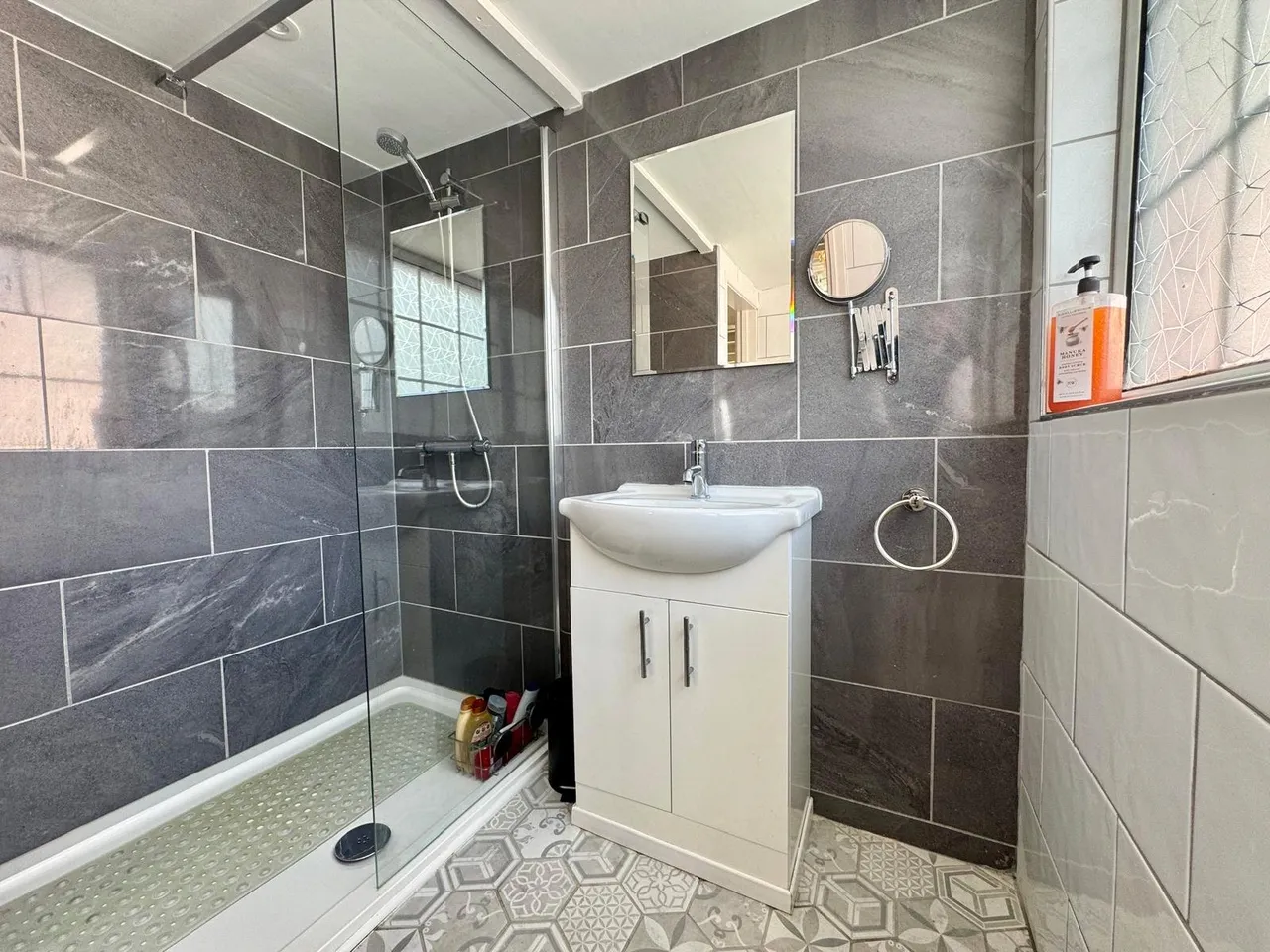 Crossgates, Llandrindod Wells, Powys, LD1 6RF, photo 13
