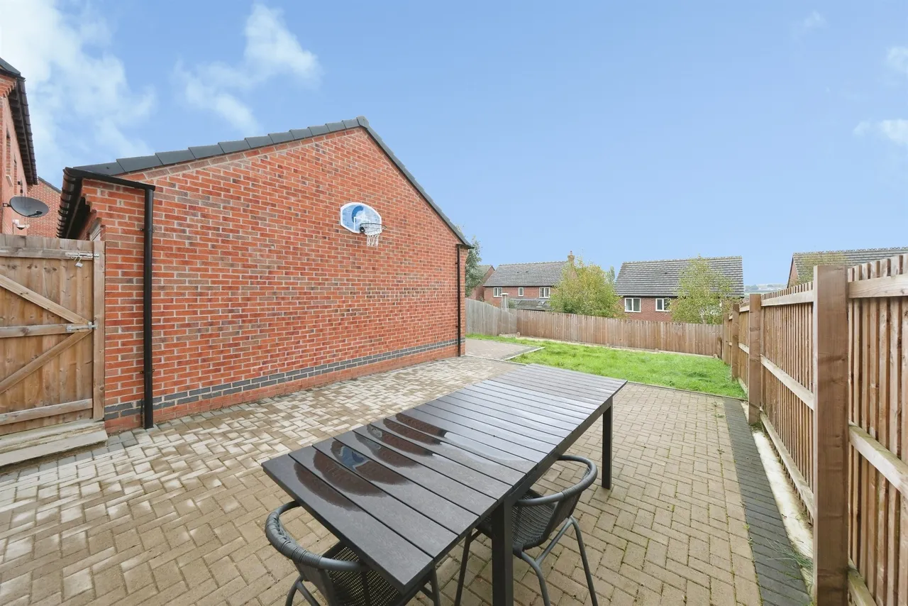 Perceval Street, Wingerworth, S42, photo 2