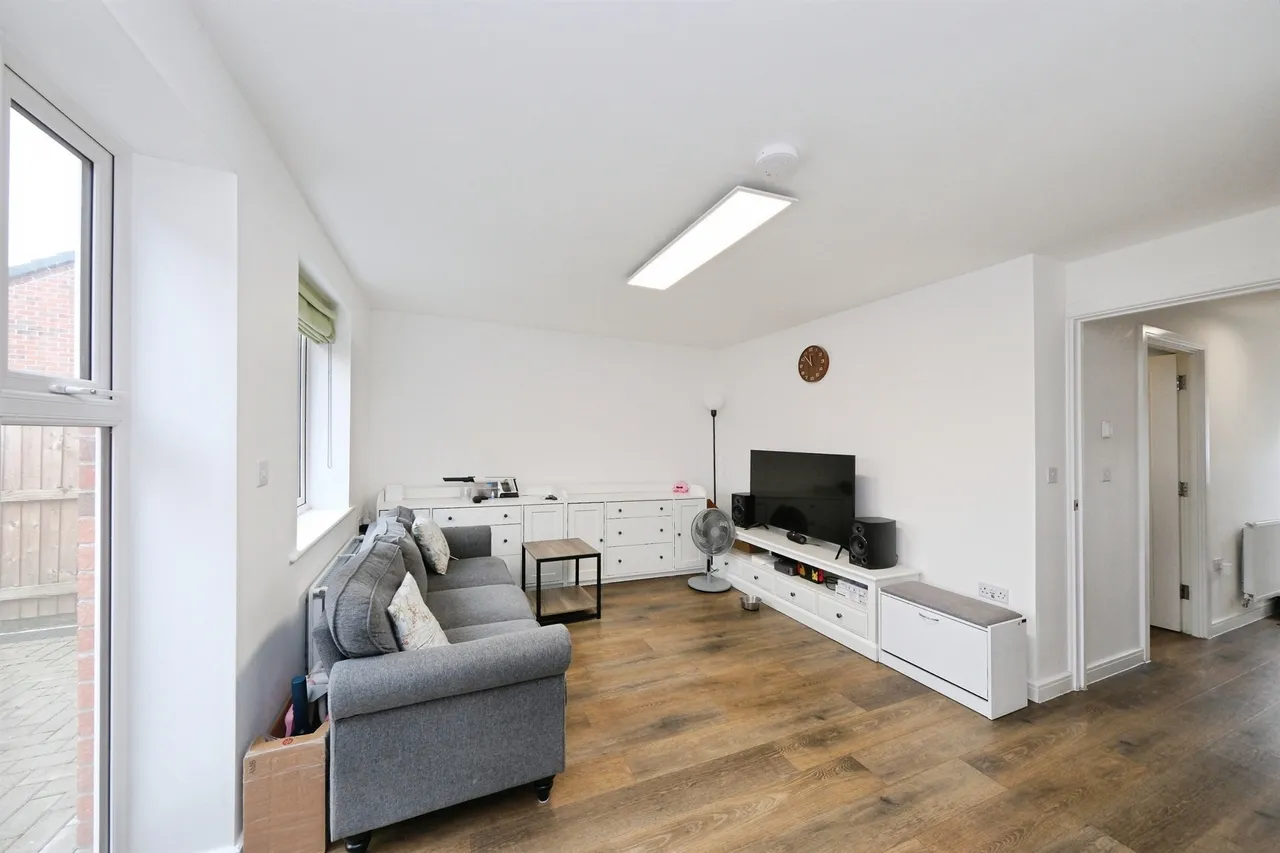 Perceval Street, Wingerworth, S42, photo 6