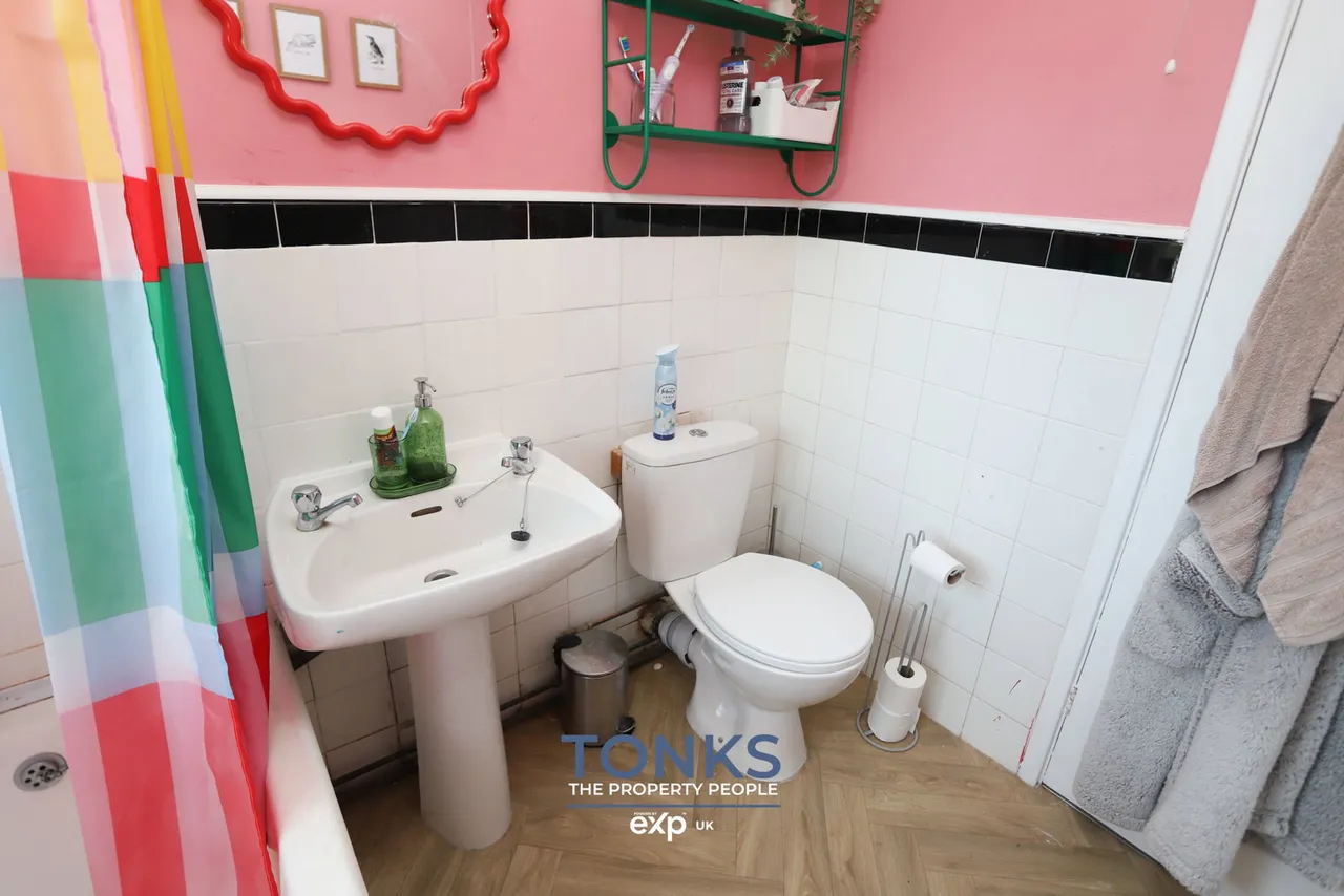 Haverford Drive, Rednal, B45, photo 16