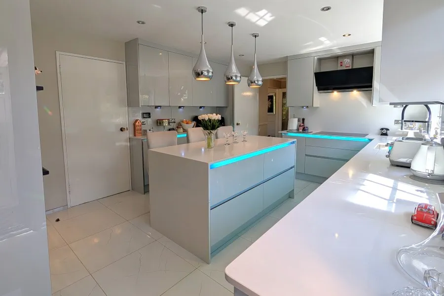 Commonfields, Woking, GU24, photo 4