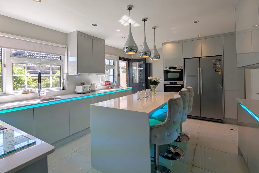 Commonfields, Woking, GU24, photo 3