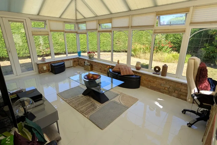 Commonfields, Woking, GU24, photo 8