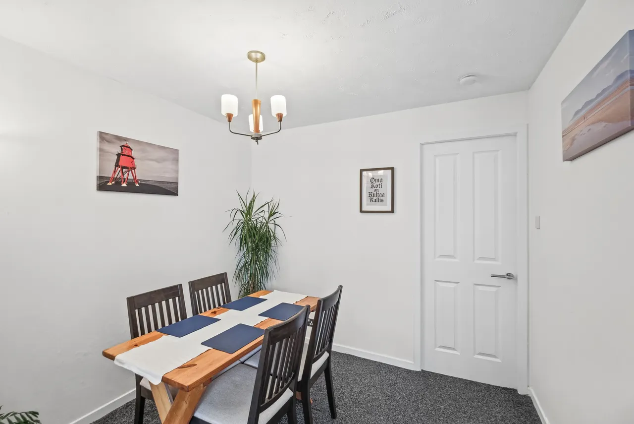 Loganswell Gardens, Thornliebank, G46, photo 7