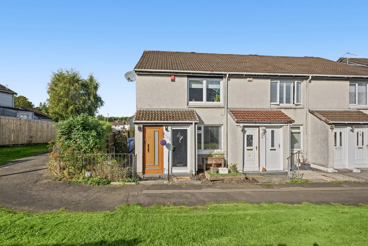 Loganswell Gardens, Thornliebank, G46, photo 22