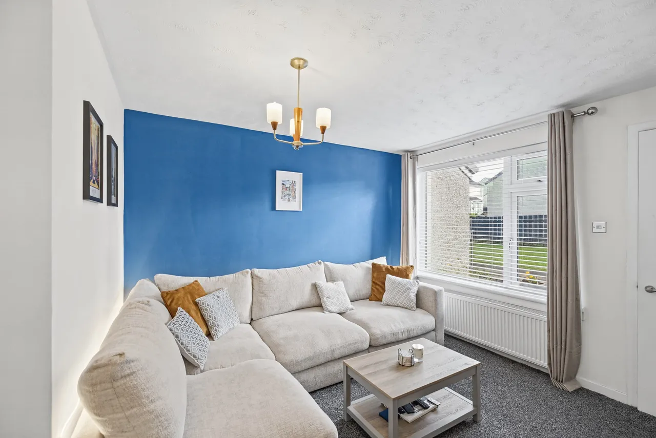 Loganswell Gardens, Thornliebank, G46, photo 4