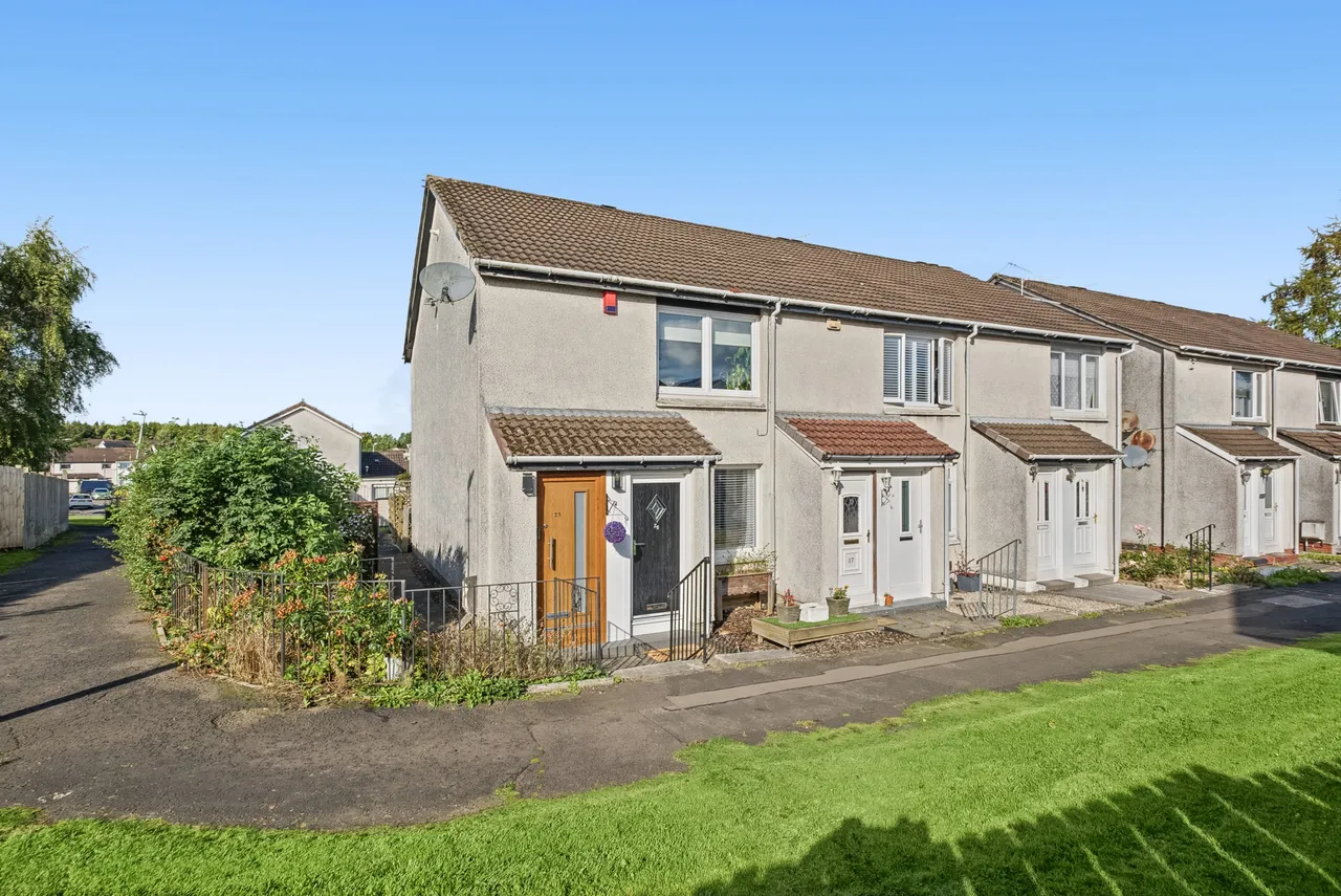 Loganswell Gardens, Thornliebank, G46, photo 24