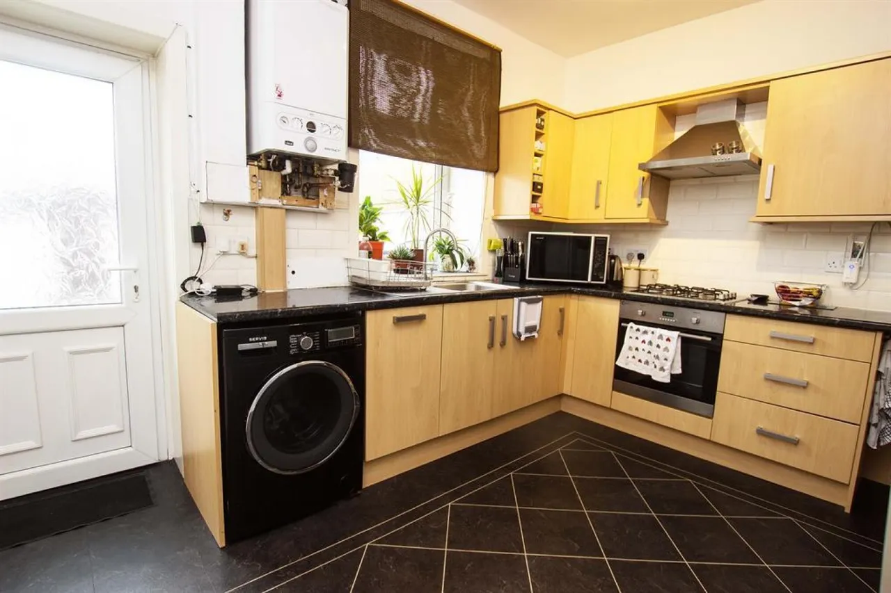 2 bed house for sale — Derwent Street, Darwen, BB3 1EF