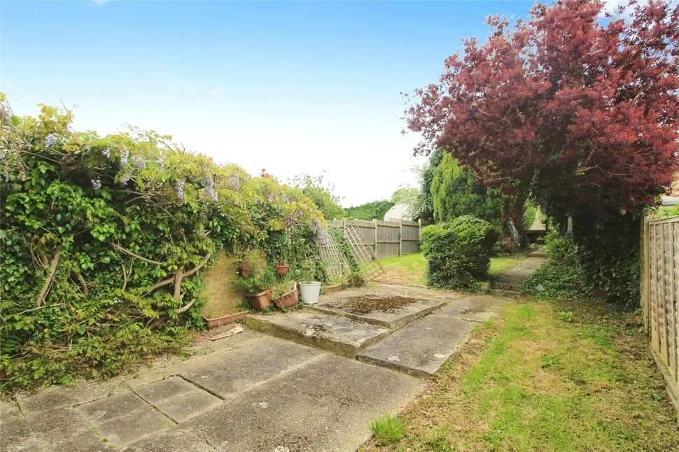 Gaze Hill Avenue, Sittingbourne, Kent, ME10, photo 8