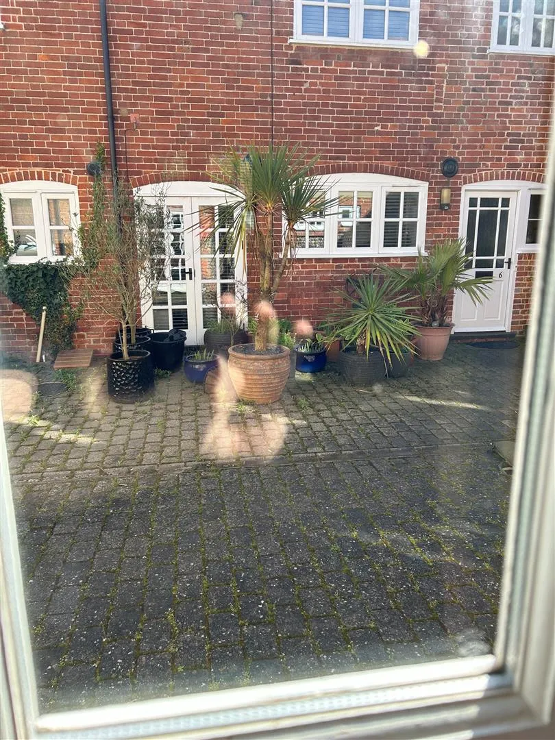 Old Bank Mews, Wrentham, NR34, photo 8