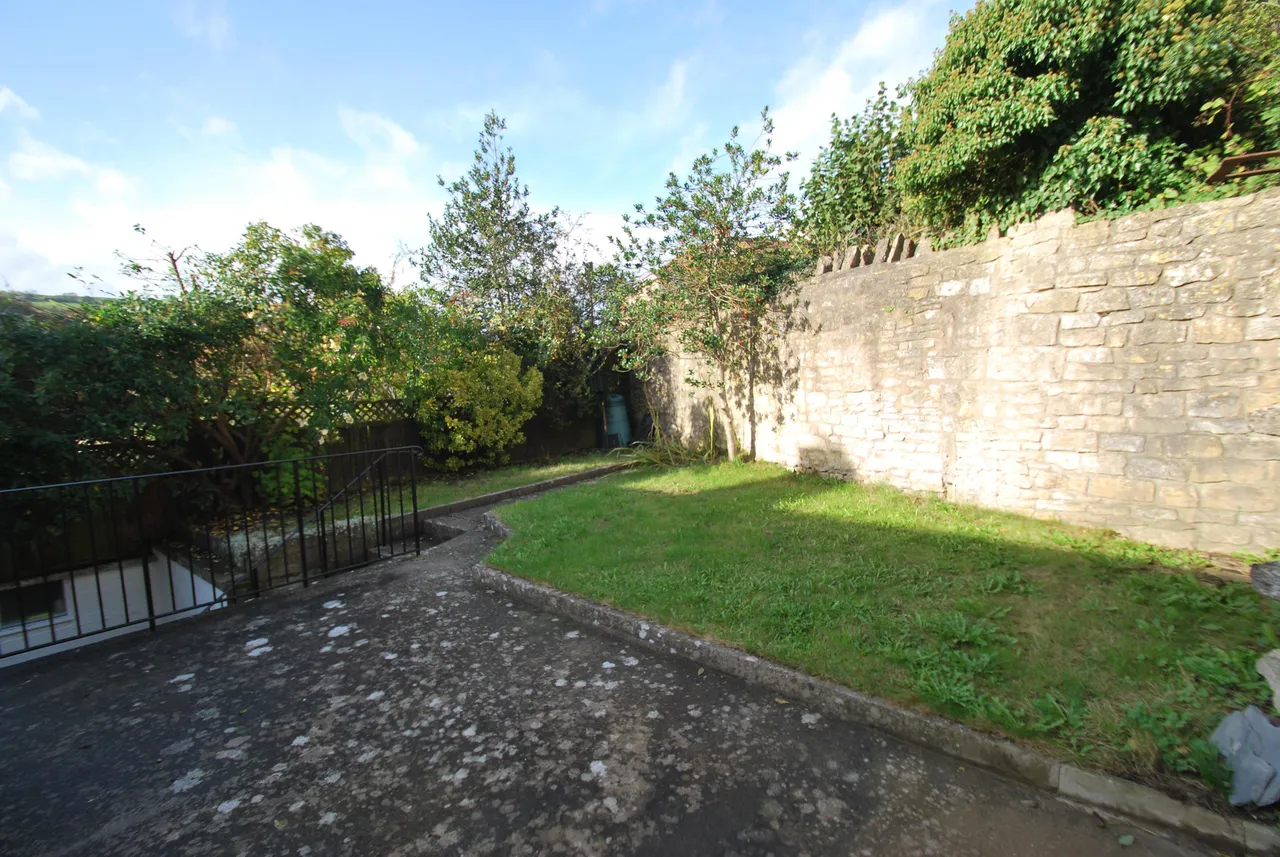 Batheaston, Bath, BA1, photo 2