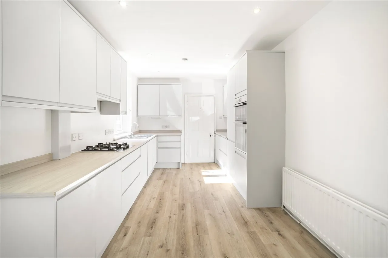 Upper Richmond Road West, Richmond, TW10, photo 12