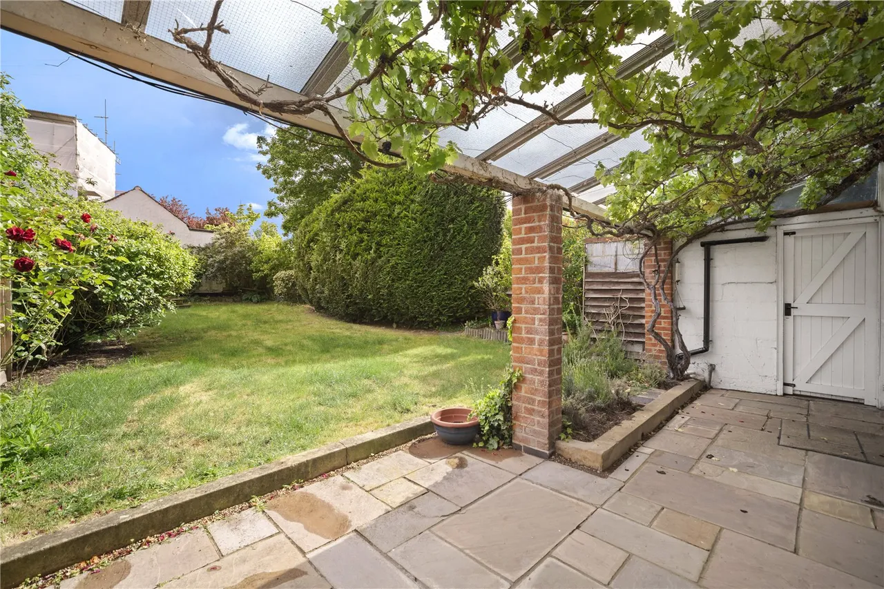Upper Richmond Road West, Richmond, TW10, photo 13