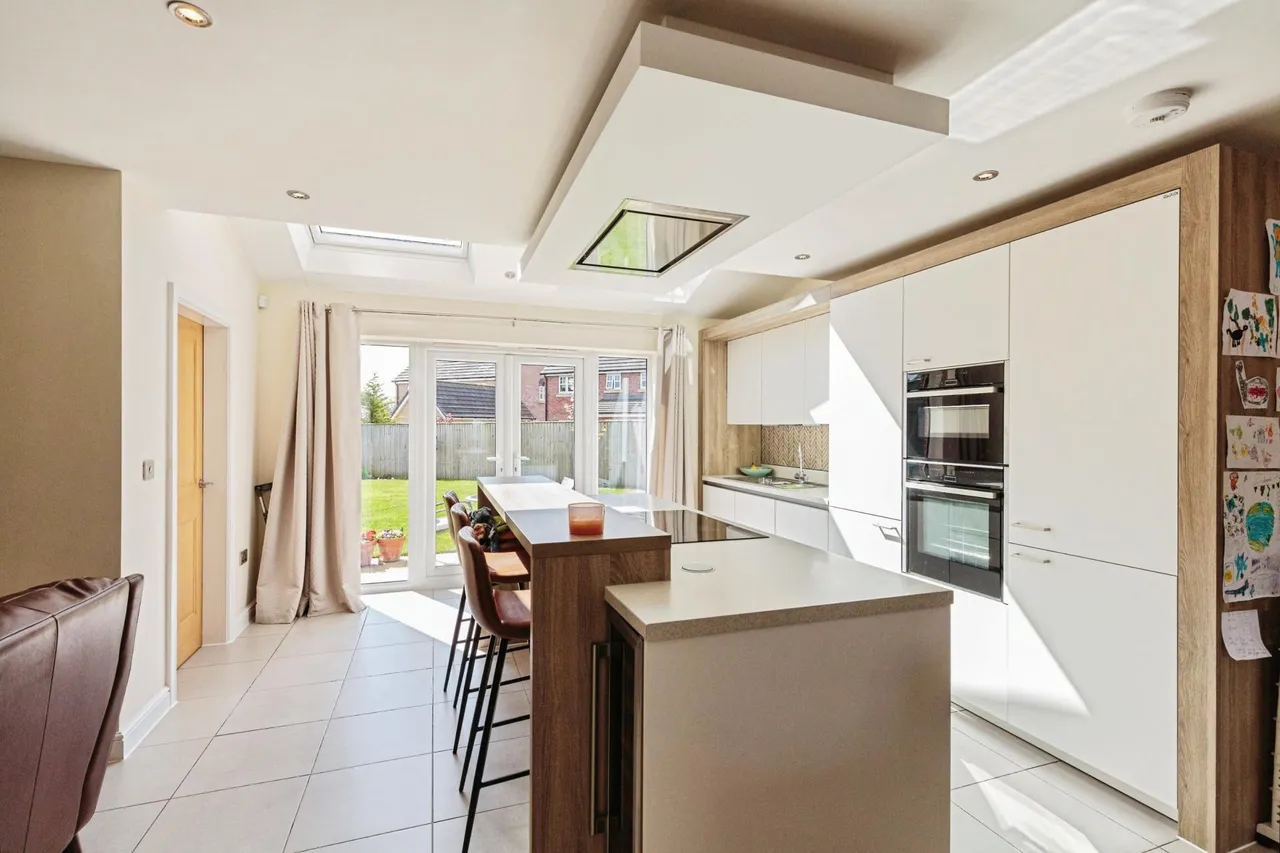 Wheatfields Road, Preston, PR4, photo 3