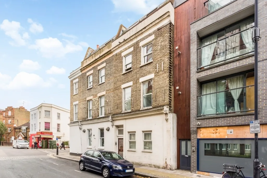 Greyhound Road, London, W6, photo 9