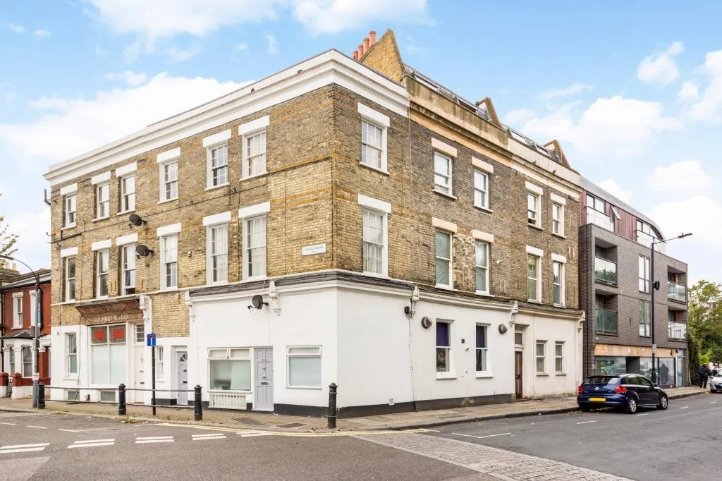 Greyhound Road, London, W6, photo 8