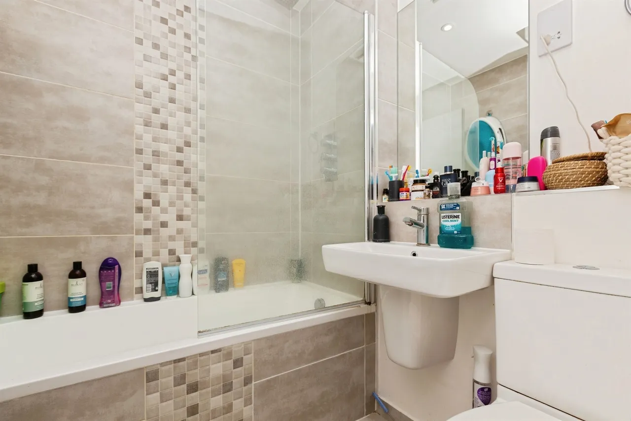 Walton Street, Aylesbury, HP21, photo 6