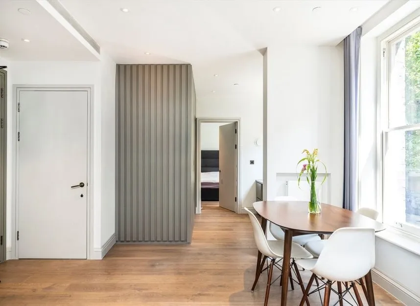 Gray's Inn Road, Bloomsbury, WC1X, photo 5