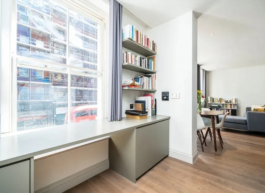 Gray's Inn Road, Bloomsbury, WC1X, photo 3
