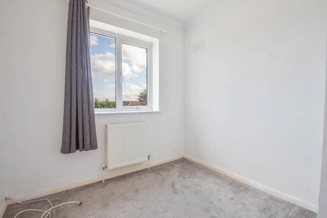 Maylands Drive, Sidcup, photo 9