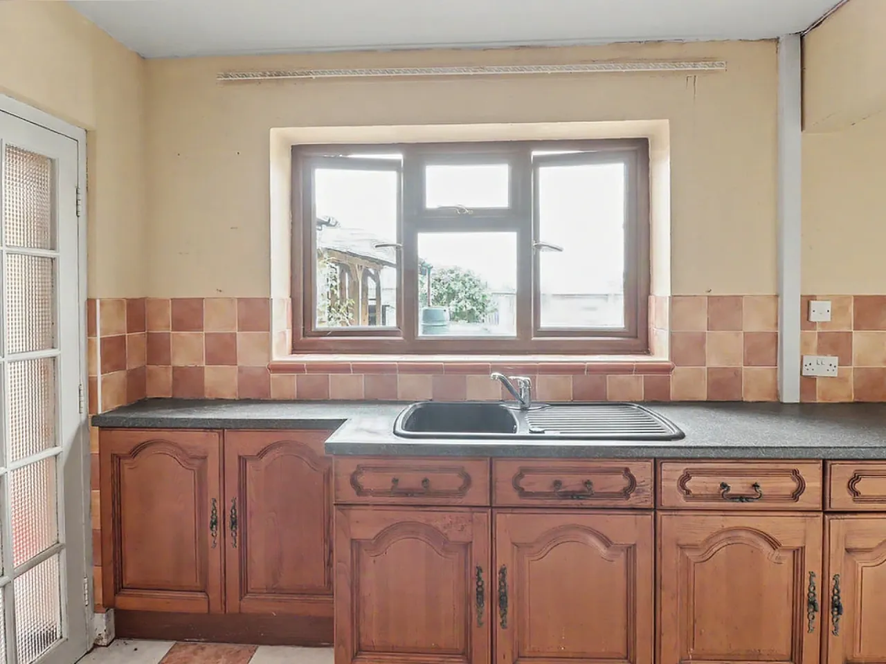 Barton Road, Malpas, photo 7