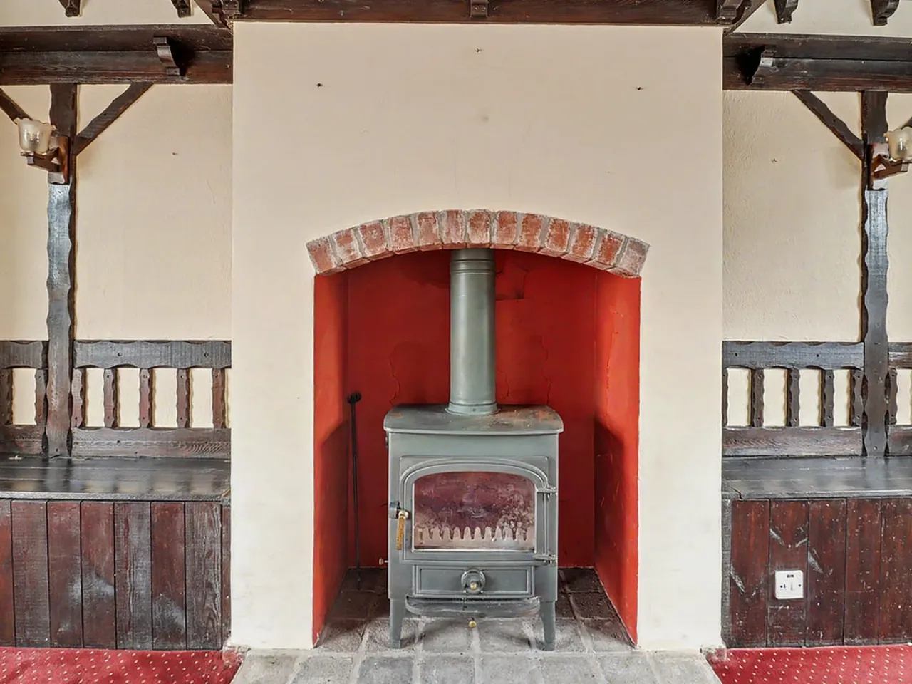 Barton Road, Malpas, photo 3