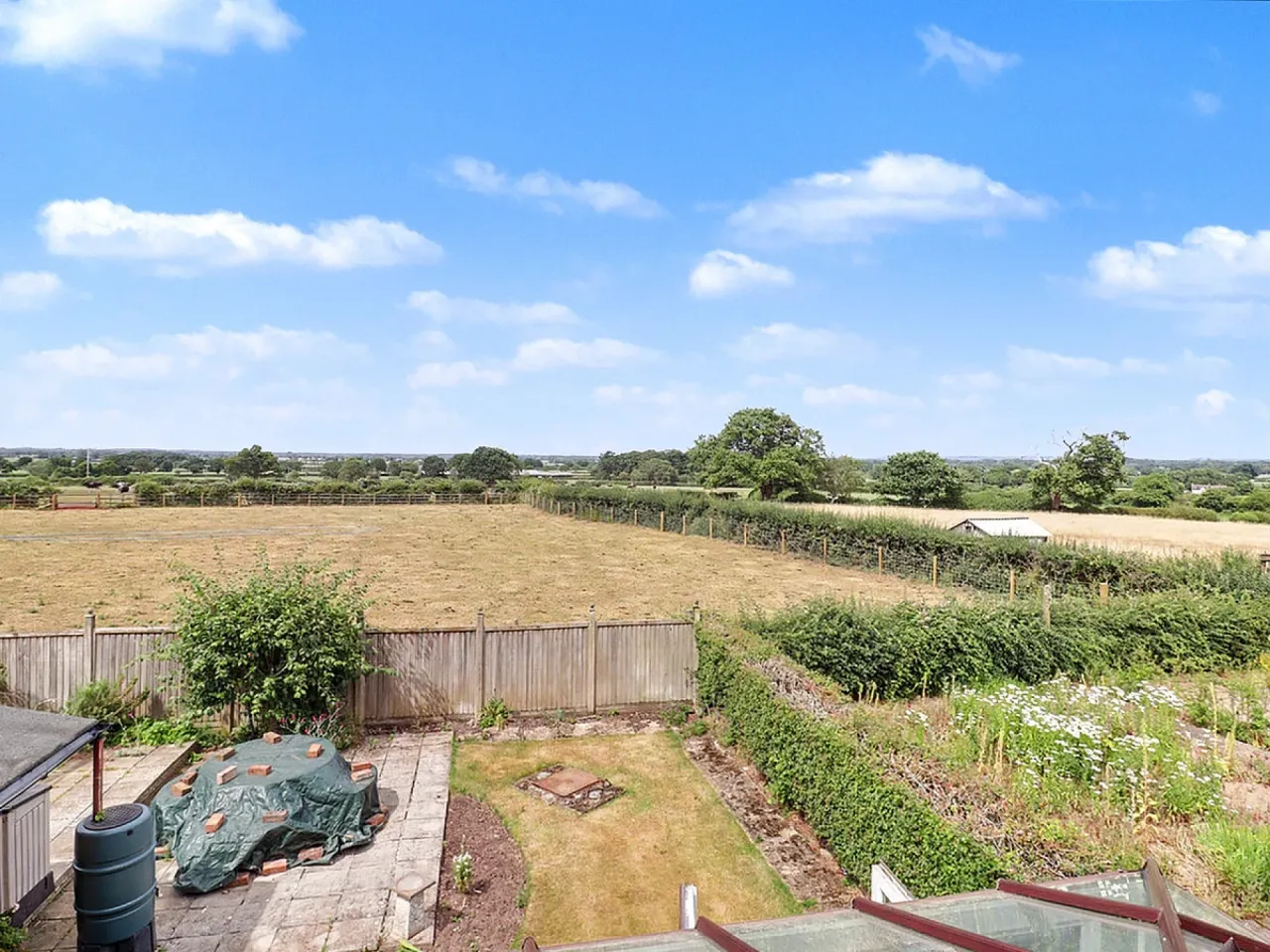 Barton Road, Malpas, photo 5