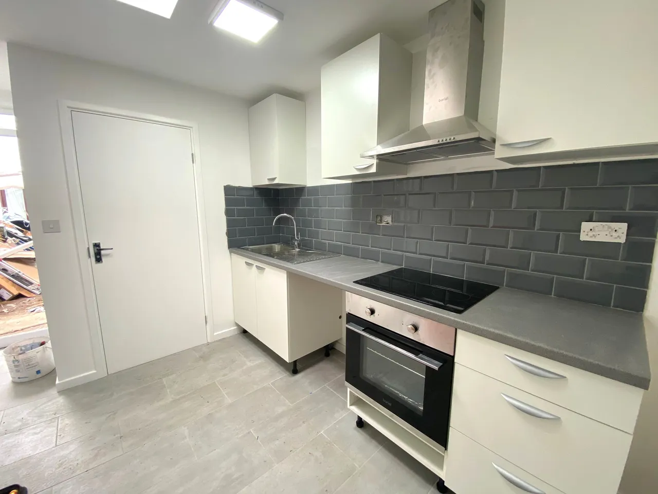 1 bed property to rent, Kingston Road, Ilford, IG1