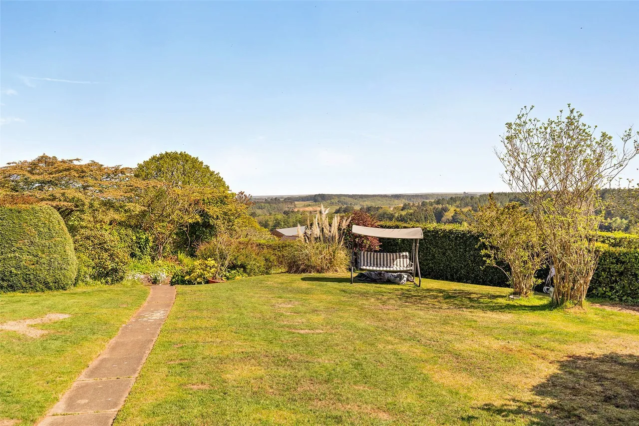 The Ridge, Delamere, CW8, photo 17