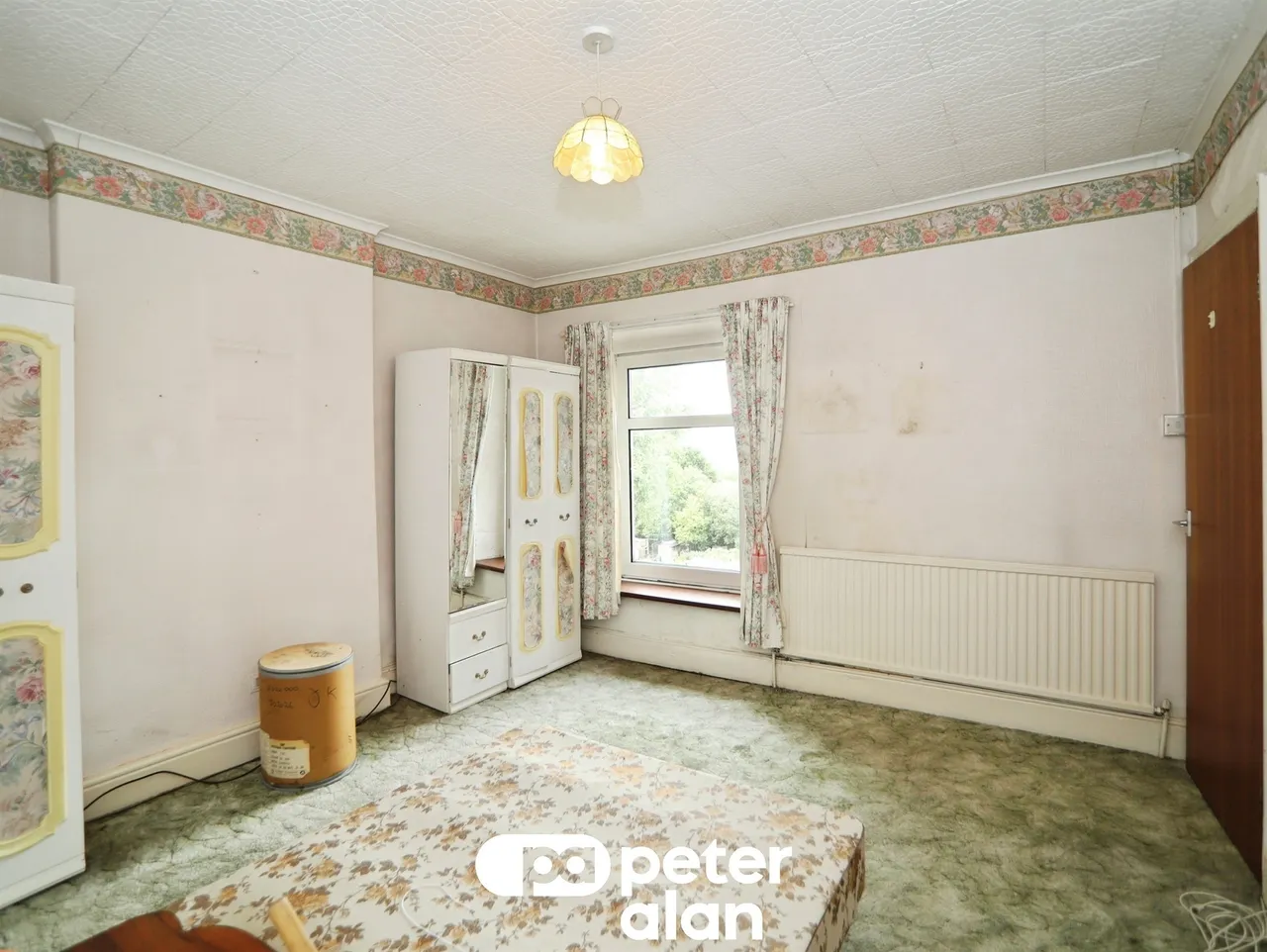 Bloomfield Road, Blackwood, NP12, photo 11