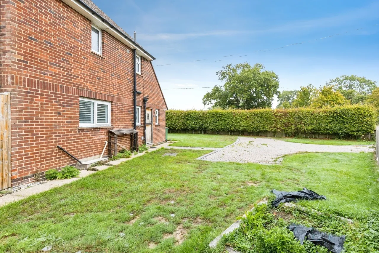 Oakfield Road, Cowfold, RH13, photo 10